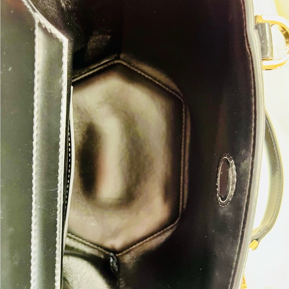 Gucci Black Patent Leather in Bag with Bamboo Handle - Picture 13 of 14